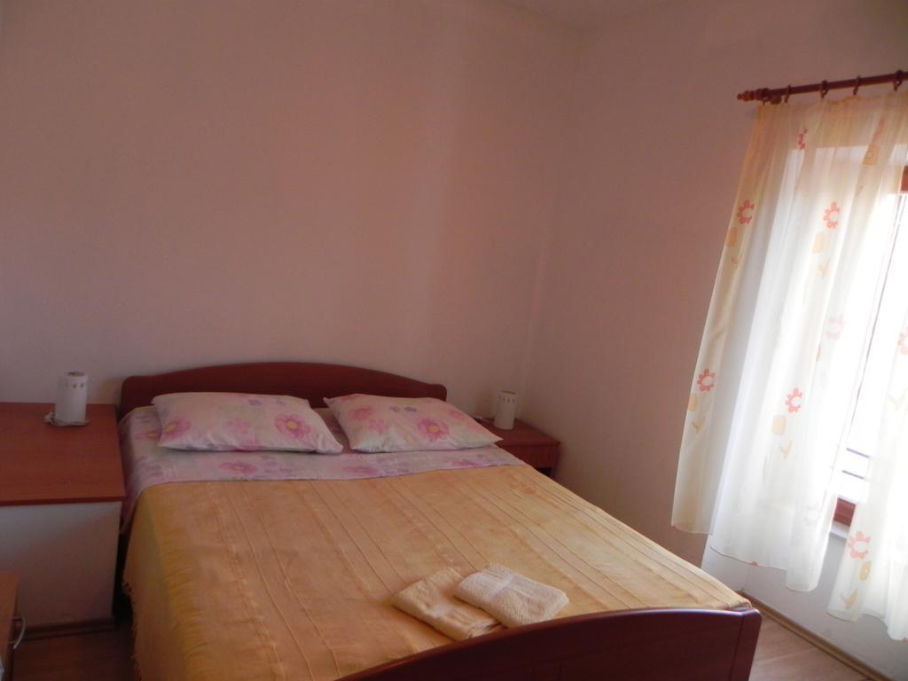 Apartments Riva Pag Town Dış mekan fotoğraf